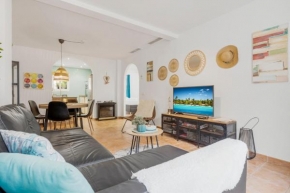 Beachfront Calahonda apartment by Costarentals - Ref 89 Sitio De Calahonda